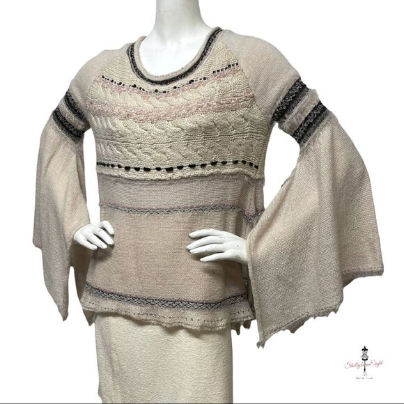 FREE PEOPLE Craft Time Sweater HUGE DRAMATIC Sleeves XS OVERSIZED can fit S M - Picture 3 of 15